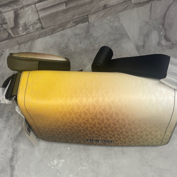 Michael Kors Cooper Mini Flap Crossboy With Pouch Olive Ombre Green Yellow - Picture 6 of 9